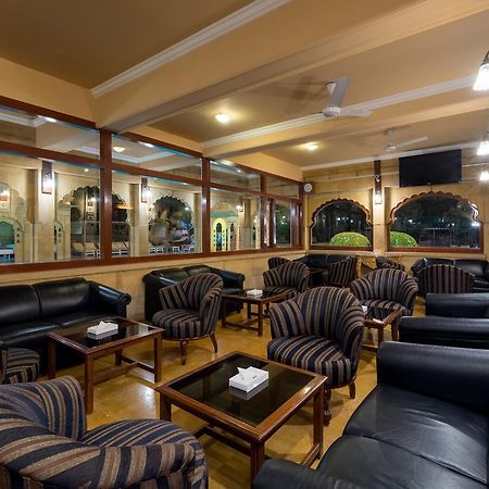 Hotel Rang Mahal Джайсалмер Экстерьер фото