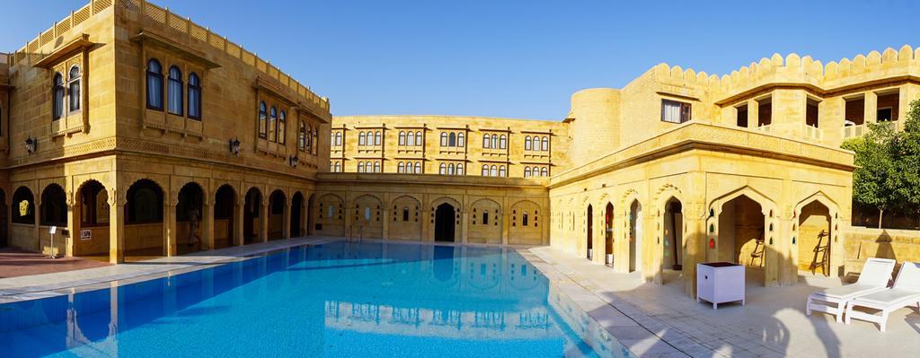 Hotel Rang Mahal Джайсалмер Экстерьер фото