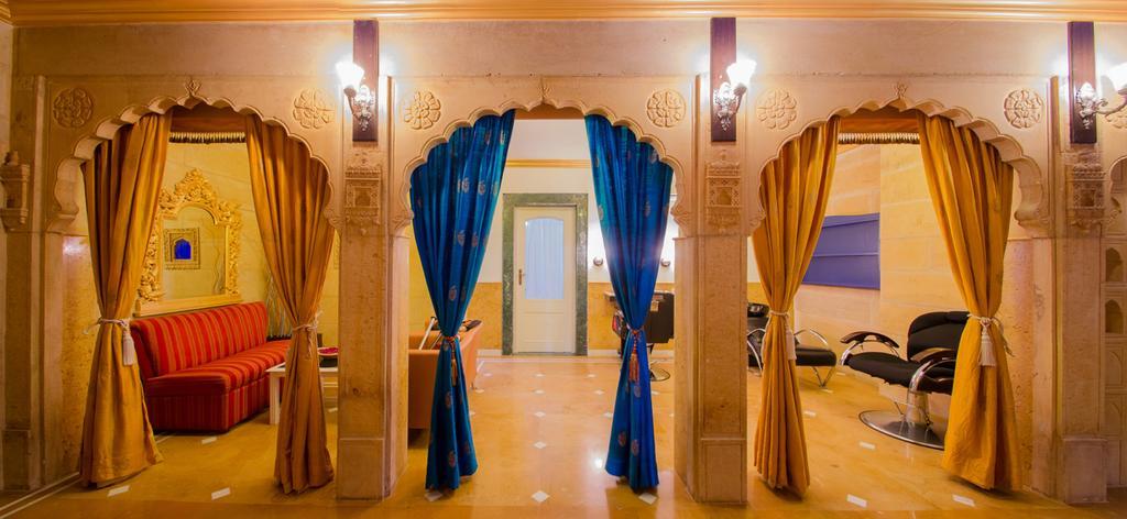 Hotel Rang Mahal Джайсалмер Экстерьер фото