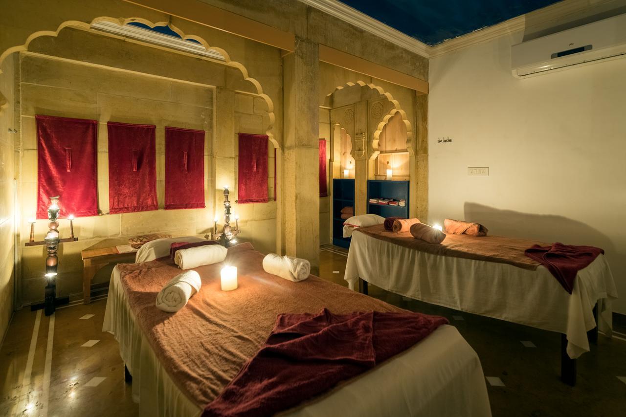 Hotel Rang Mahal Джайсалмер Экстерьер фото